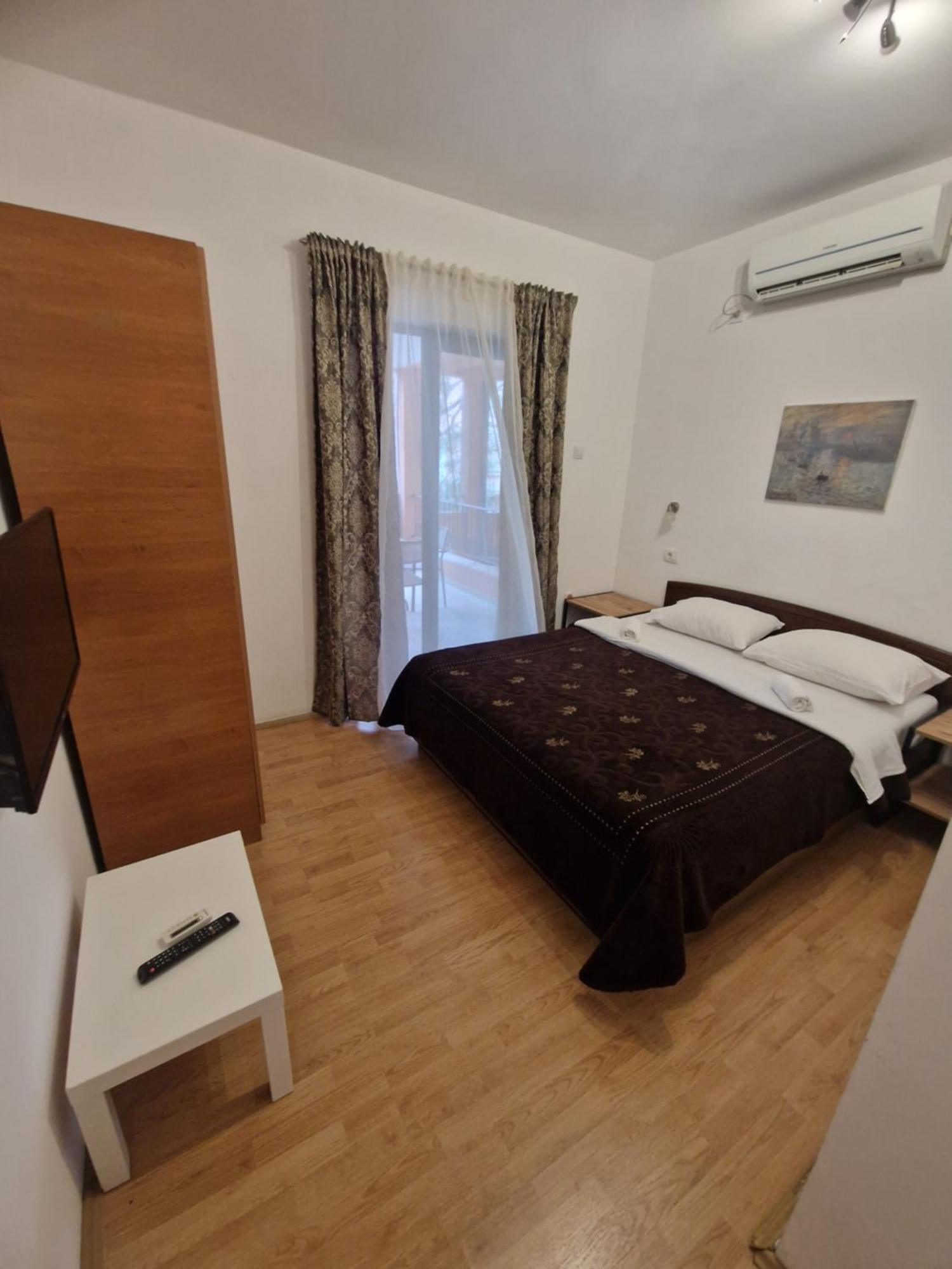Guest House Damjana Budva Quarto foto