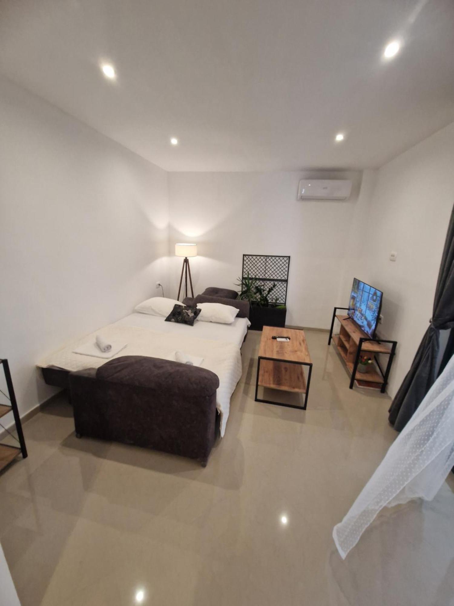 Guest House Damjana Budva Quarto foto