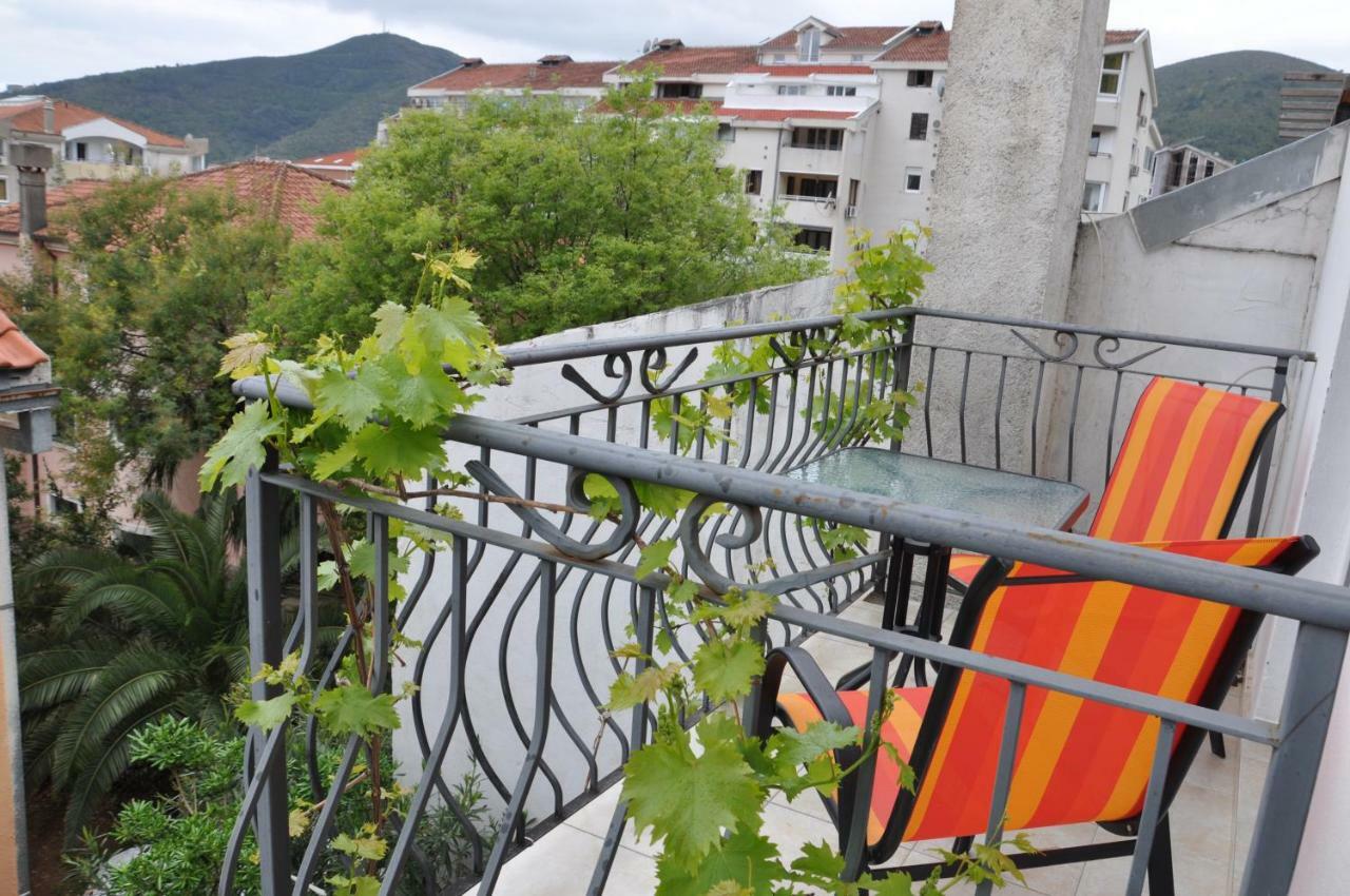 Guest House Damjana Budva Exterior foto